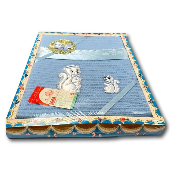 Vintage Lady Christina Baby Blanket Blue 36 x 48 Circus & Squirrel New in Box - Picture 2 of 7